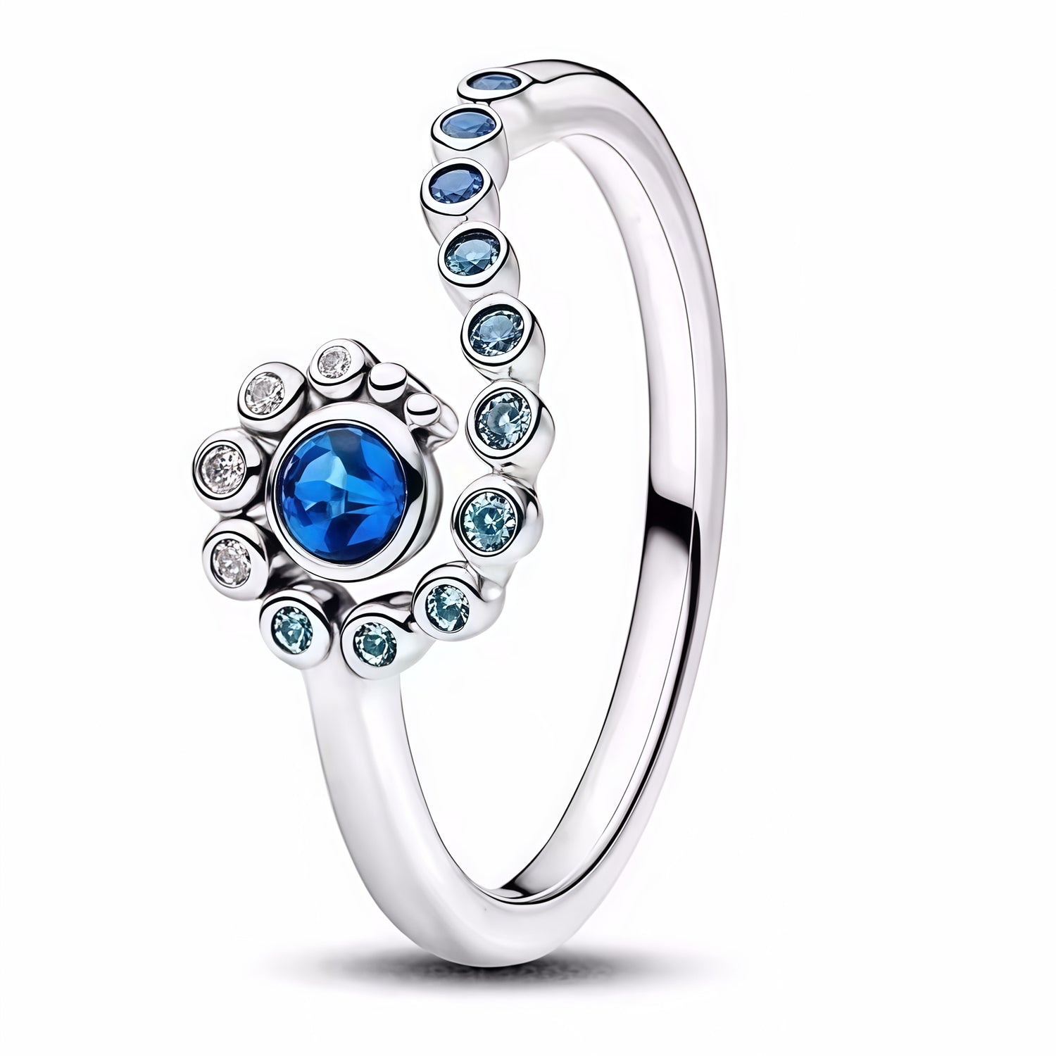 Apporte une touche d’évasion et de poésie à ton style avec cette bague Disney inspirée de Vaiana et des vagues de l’océan. Son design délicat évoque la liberté, le voyage et l’énergie marine, tout en apportant une finition élégante et raffinée. Un bijou symbolique et lumineux, parfait pour les fans de l’univers de Vaiana et des accessoires inspirés de la mer.

Caractéristiques :

-&nbsp;Matière : Argent 925.
-&nbsp;Design : Vague inspirée de Vaiana avec finition brillante et détails soignés.
-&nbsp;Dimensio