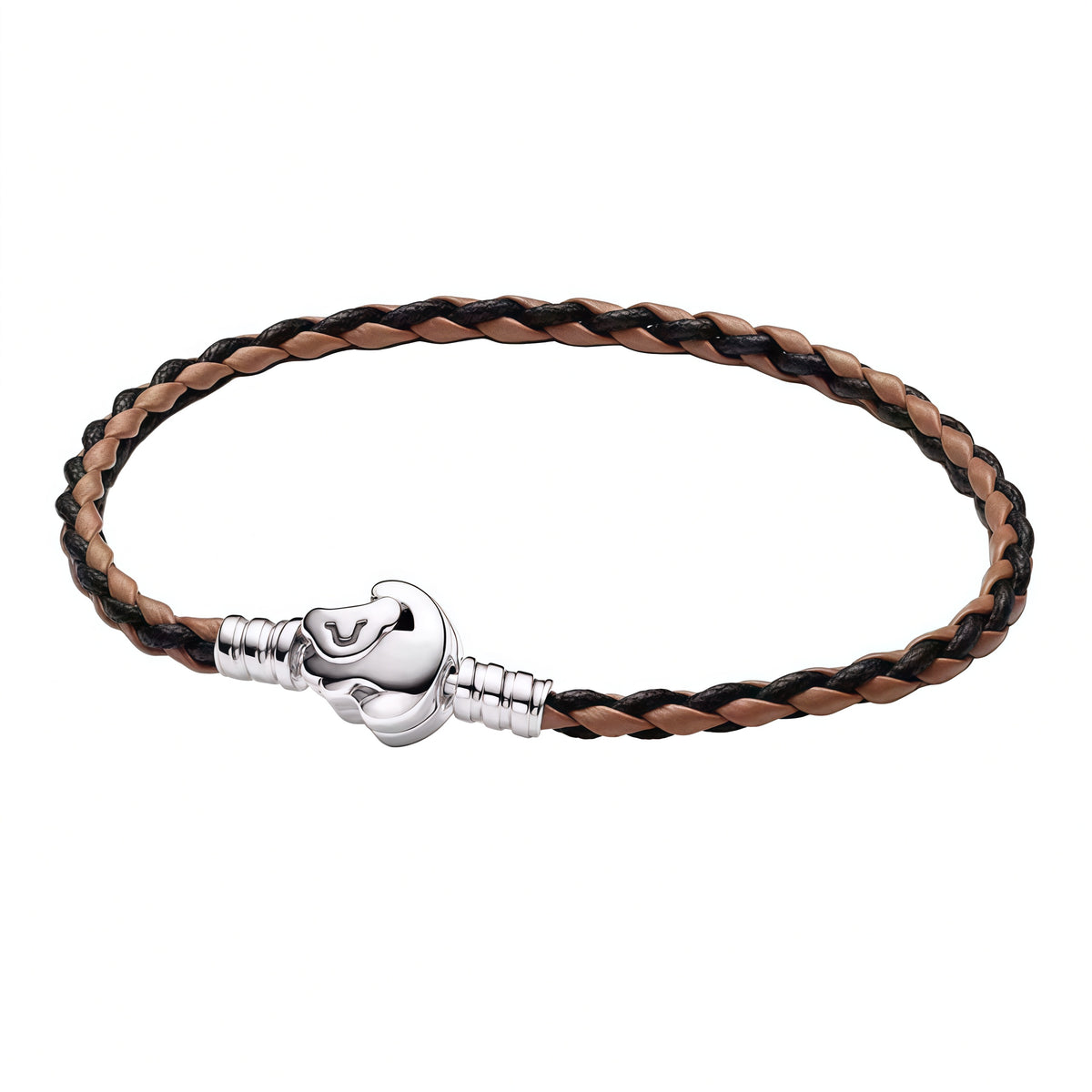 Apporte une touche sauvage et élégante à ton poignet avec ce bracelet tressé Roi Lion. Inspiré de l’univers Disney, ce bijou associe le charme du cuir tressé à un fermoir décoré dans l’esprit du Roi Lion pour un rendu à la fois raffiné et symbolique. Un bracelet plein de caractère, parfait pour les fans de Simba et des pièces inspirées de la savane.

Caractéristiques :

- Matière : Argent 925.
- Design : Bracelet inspiré du Roi Lion avec finitions soignées.
- Dimensions : Taille confortable et agréable à po