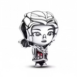 Conquérez Westeros avec ce charm Daenerys Targaryen Game of Thrones en argent sterling 925, portrait de la Mère des Dragons aux cheveux argentés tressés, couronne draconique et regard de feu conquérant. Émail et pierre rouge serti évoquent ses dragons crachant flammes sur les flottes ennemies, incarnation de "Dracarys !" et du Trône de Fer convoité. Suspendue à une bélière lisse compatible bracelets Pandora (réf. 792961C01), elle embrase ton poignet d'ambition royale. Poinçonné S925, sans nickel et&nbsp;Dot