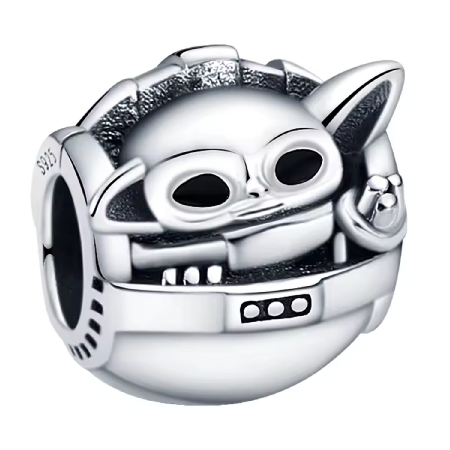 Ajoutez une touche de charme et de mystère à votre collection avec ce charm représentant Grogu, le célèbre personnage surnommé "Baby Yoda" de Star Wars. Conçu en argent sterling S925, ce charm capture parfaitement la douceur et l'adorable allure de Grogu.