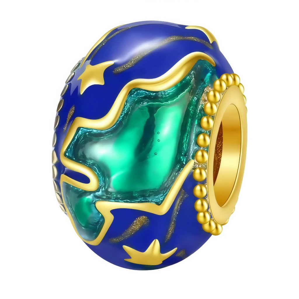 Explorez le monde avec style grâce à ce charm représentant la Planète Terre, un hommage parfait à l'esprit d'aventure et de découverte. Conçu en argent sterling S925, ce charm capture les détails fascinants de notre planète, avec une finition éclatante qui met en valeur les continents et les océans.