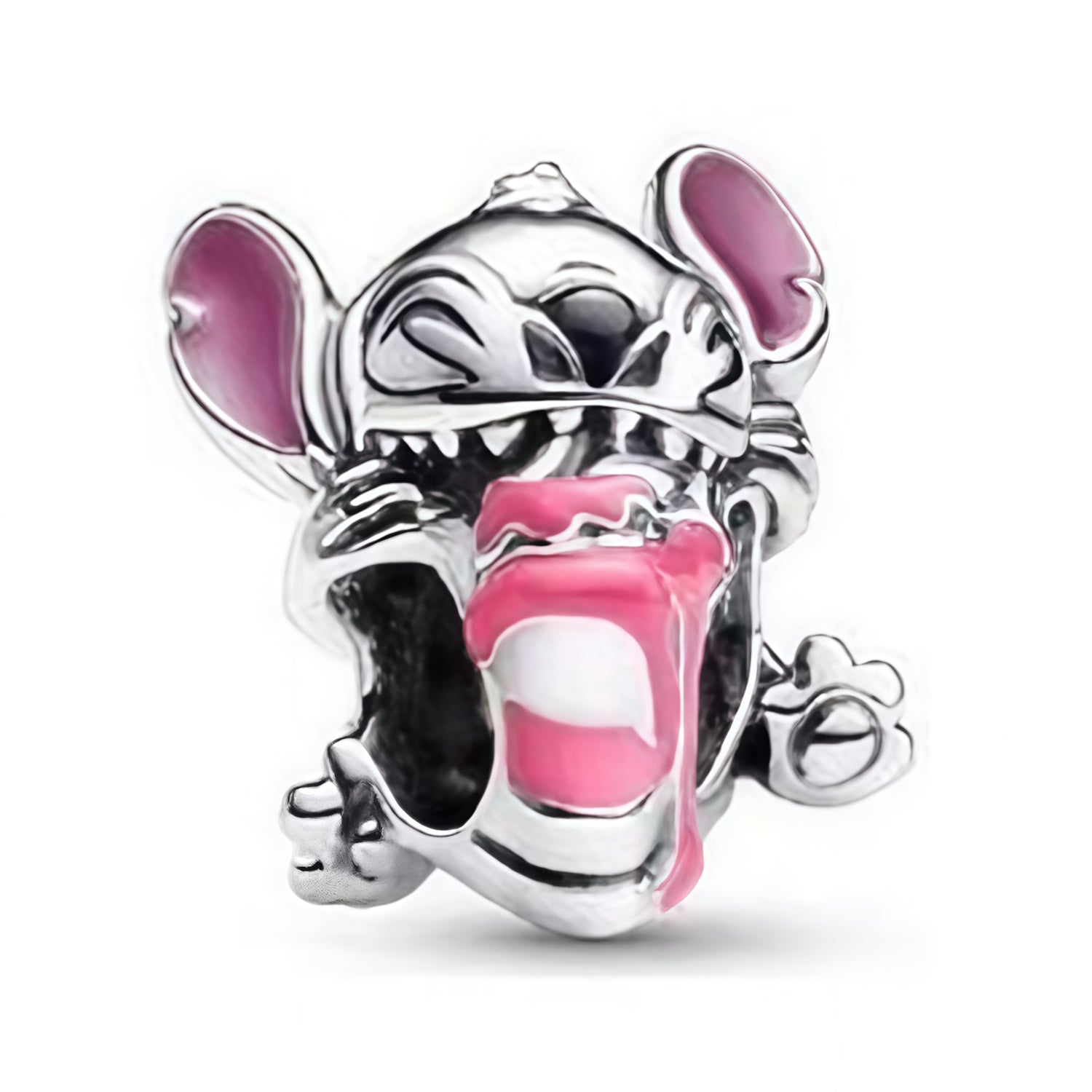 Apporte une touche malicieuse et attachante à ton bracelet avec ce charm Stitch. Inspiré de l’univers Disney, ce bijou en argent 925 met en valeur Stitch dans un design plein de charme, de personnalité et de fantaisie. Un charm original et adorable, parfait pour les fans de Lilo et Stitch.

Caractéristiques :

- Matière : Argent 925.
- Design : Stitch avec finitions soignées.
- Dimensions : Taille délicate et confortable à porter.
- Style : Bijou Disney, raffiné et original.
- Symbolique : Joie, espièglerie