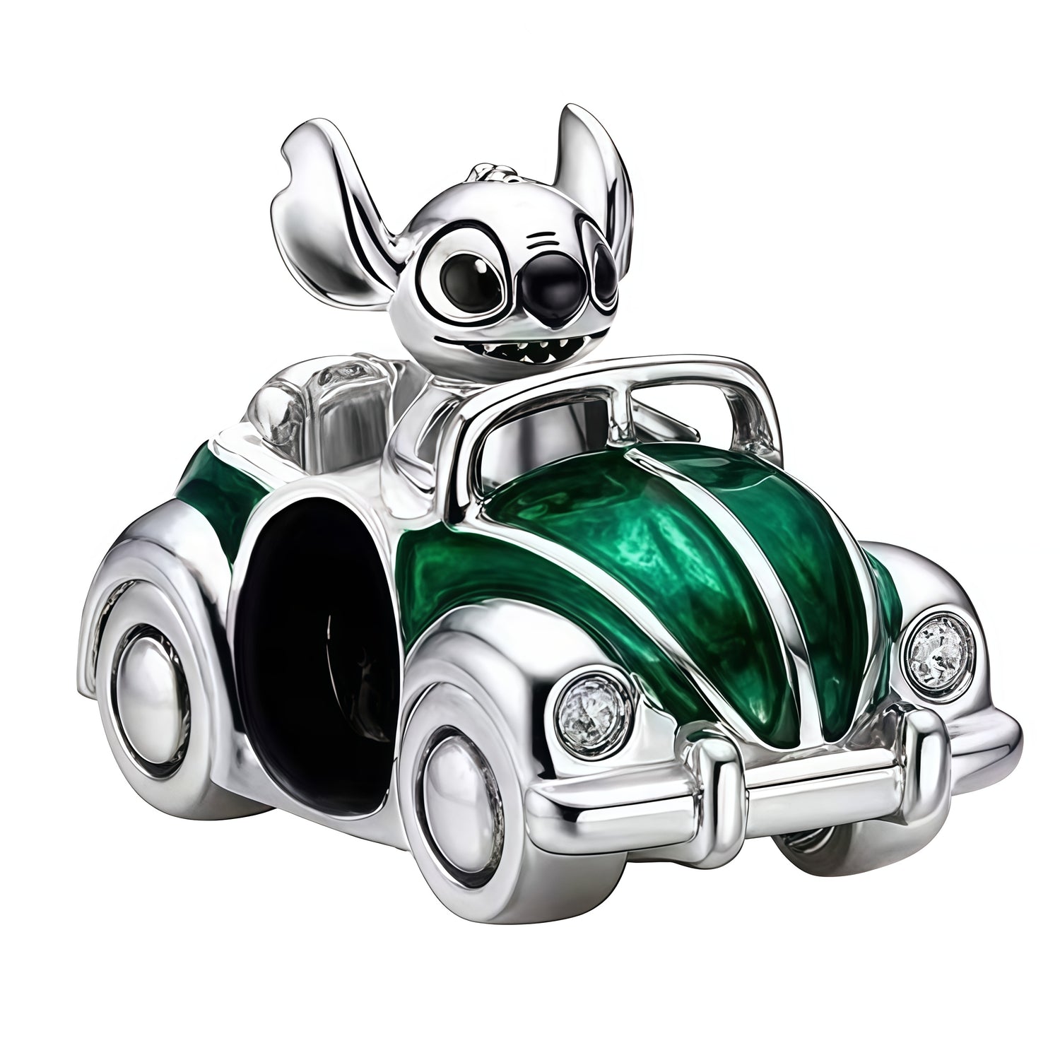 Apporte une touche fun et dépaysante à ton bracelet avec ce charm Stitch dans voiture verte. Inspiré de l’univers Disney, ce bijou en argent 925 met en scène Stitch au volant de sa petite voiture verte, pour un rendu original, dynamique et plein de bonne humeur. Un charm attachant et plein de fantaisie, parfait pour les fans de Lilo et Stitch.

Caractéristiques :

- Matière : Argent 925.
- Design : Stitch dans voiture verte avec finitions soignées.
- Dimensions : Taille délicate et confortable à porter.
- S