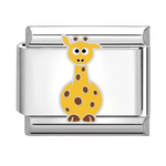 Ce charm italien en acier inoxydable argenté représente une élégante girafe, symbole d’exotisme et de grâce. Ses détails délicatement gravés en font un bijou raffiné qui ajoutera une touche de nature sauvage à votre bracelet. Facile à fixer, il s’adapte parfaitement à nos bracelets composés de 17 maillons extensibles et réglables, convenant à toutes les tailles de poignet. Compatible avec tous nos charms italiens, il est parfait pour personnaliser votre bracelet avec un style animalier unique.