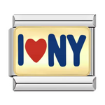 Ce charm italien argenté affiche l’iconique inscription “I ❤️ NY” sur un fond doré, parfait pour les amoureux de New York et des voyages. Fabriqué en acier inoxydable de haute qualité, il allie robustesse et finitions soignées pour un rendu moderne et vibrant. Facile à fixer, il s’adapte parfaitement à nos bracelets composés de 17 maillons extensibles et réglables, convenant à toutes les tailles de poignet. Compatible avec tous nos charms italiens, ce bijou urbain est idéal pour personnaliser votre bracelet