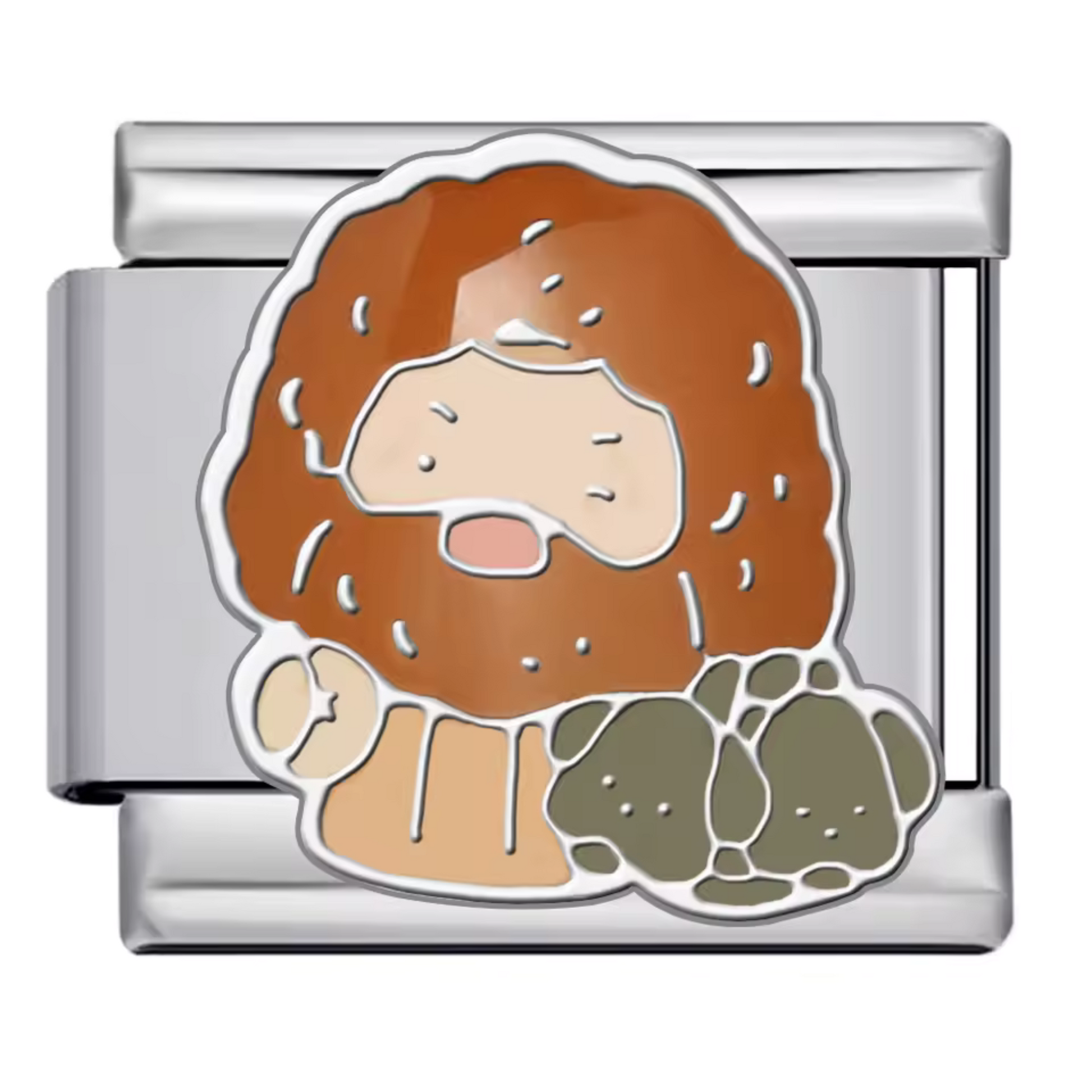 Ce charm italien chaleureux représente Rubeus Hagrid, le garde-chasse au grand cœur de l’univers Harry Potter, reconnaissable à sa carrure imposante et sa barbe fournie. Confectionné en acier inoxydable argenté de haute qualité, il se distingue par des détails soignés et une finition brillante qui raviront les fans de la saga. Facile à fixer, il s’adapte parfaitement à nos bracelets composés de 17 maillons extensibles et réglables, adaptés à tous les poignets. Compatible avec tous nos charms italiens, ce bi