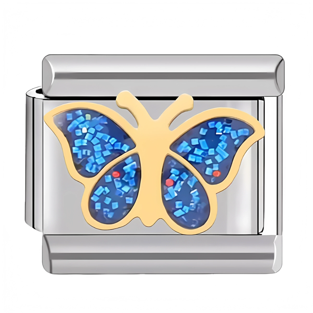 Ce charm italien en acier inoxydable argenté représente un élégant papillon aux ailes bleues rehaussées de détails dorés. Symbole de liberté et de transformation, ce bijou délicat apportera une touche de poésie et de couleur à votre bracelet. Son design raffiné en fait un choix idéal pour personnaliser votre bijou avec style. Facile à fixer, il s’adapte à tous nos bracelets italiens composés de 17 maillons extensibles et réglables. Compatible avec l’ensemble de nos charms italiens, il séduira les amateurs d