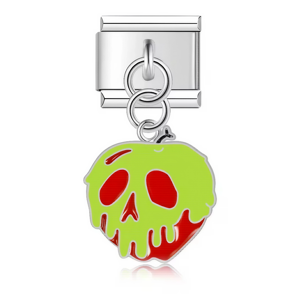 Ce charm italien pendatif s’inspire des contes et de l’univers fantastique avec une pomme rouge recouverte d’un glaçage vert en forme de crâne, clin d’œil évident à la célèbre pomme empoisonnée. Son design coloré attire tous les regards, idéal pour personnaliser un bracelet à charms italien et apporter une touche féerique et mystérieuse à ta collection. La monture en argent sterling 925 garantit une qualité supérieure et un éclat raffiné.

Caractéristiques

Matière : Argent sterling 925, émail coloré
Design