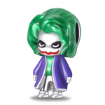 Plongez dans l'univers chaotique et fascinant de Gotham City avec ce Charm - Joker, en argent sterling S925. Inspiré par le célèbre antagoniste de l'univers DC, ce charm capture toute la folie et le charisme du Joker, l'ennemi juré de Batman. Parfait pour les fans de DC Comics, ce bijou iconique est un excellent ajout à toute collection de super-héros.