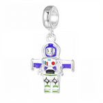Envolez-vous vers l’infini et au-delà avec ce charm pendentif en argent 925 représentant Buzz l’Éclair en version LEGO. Avec ses détails ludiques et colorés, ce bijou capture l’esprit aventureux et intrépide du célèbre Ranger de l’espace. Une pièce originale et incontournable pour les fans de Toy Story et les amoureux de l’univers LEGO.