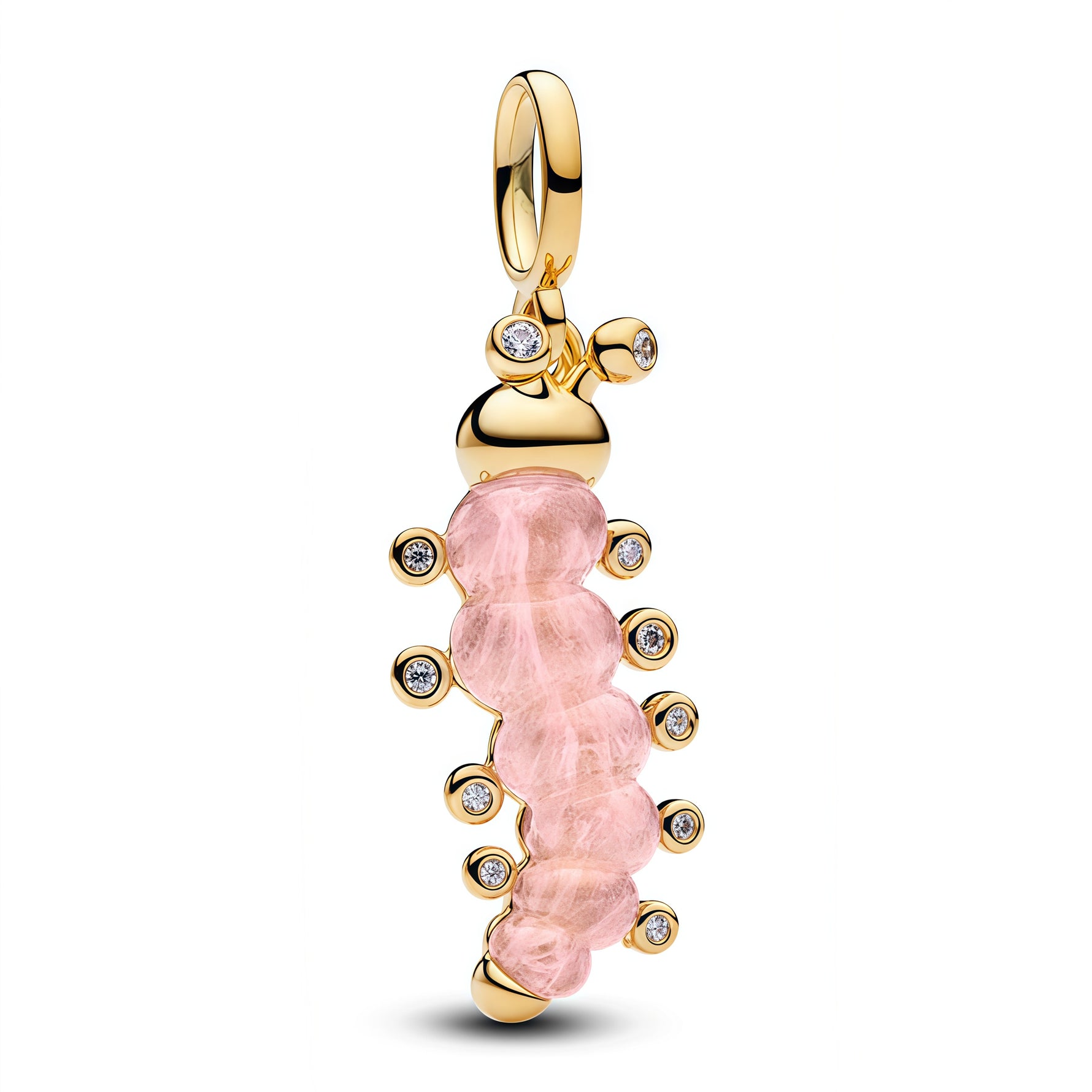 Apporte une touche de douceur et de fantaisie à ton bracelet avec ce charm en argent sterling 925 représentant une adorable chenille dorée et rose. Son design original et délicat évoque le printemps, la transformation et la tendresse, tout en ajoutant une note lumineuse et amusante à ton style. Un bijou plein de charme qui attire le regard avec douceur.

Caractéristiques :

- Matière : Argent 925.
- Design : Chenille dorée et rose, finitions brillantes et détaillées.
- Dimensions : Taille standard charm (~1