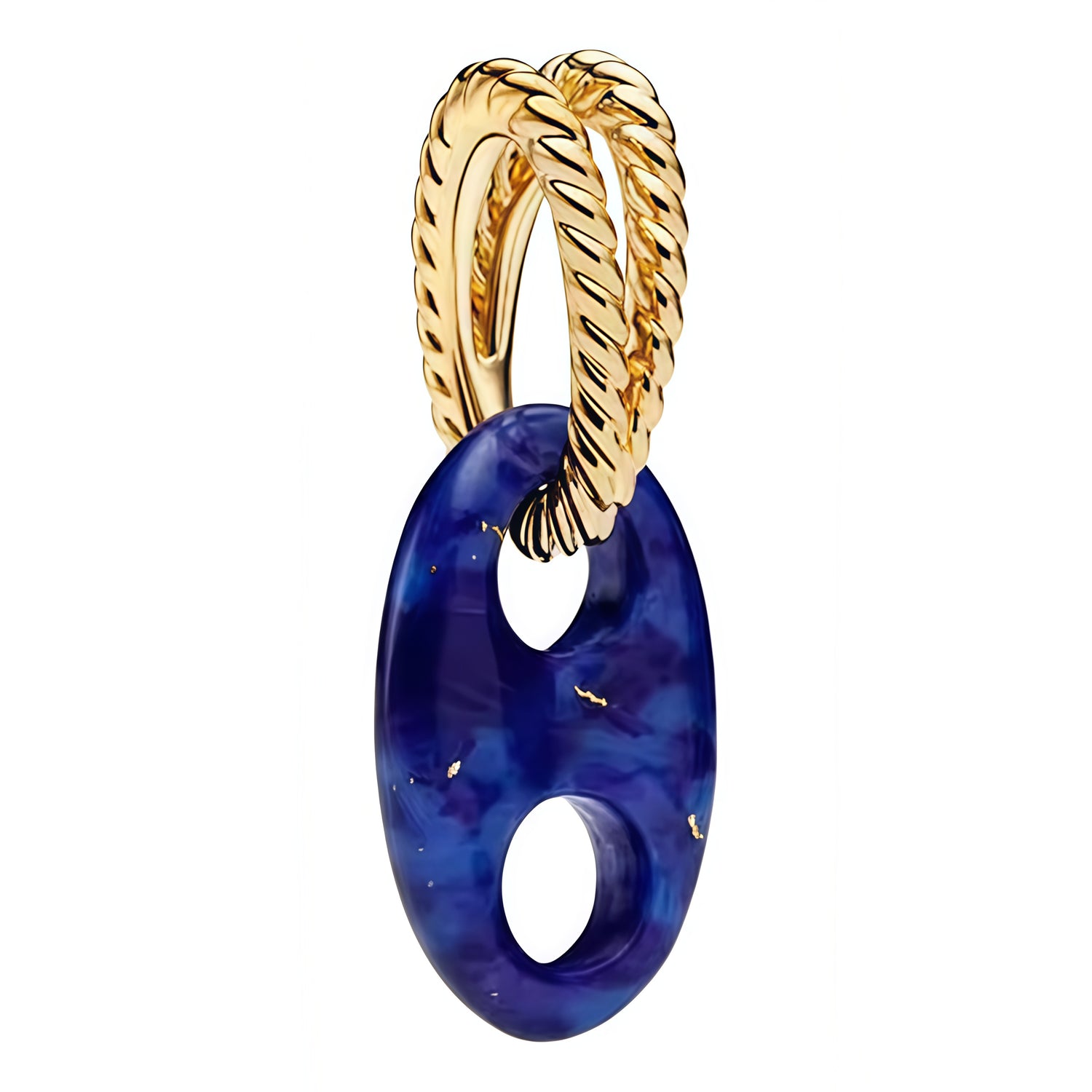 Apporte une touche marine et élégante à ton bracelet avec ce charm pendentif Maillon Marin Doré. Inspiré de l’univers nautique et des ancres de bateau, ce bijou reprend le motif d’un maillon de chaîne marine avec une finition dorée lumineuse et des détails soignés, pour un rendu raffiné et plein de caractère. Un charm original et intemporel, parfait pour celles et ceux qui aiment les bijoux inspirés de la mer et du voyage.

Caractéristiques :

- Matière : Argent 925.
- Design : Maillon de chaîne marine en v
