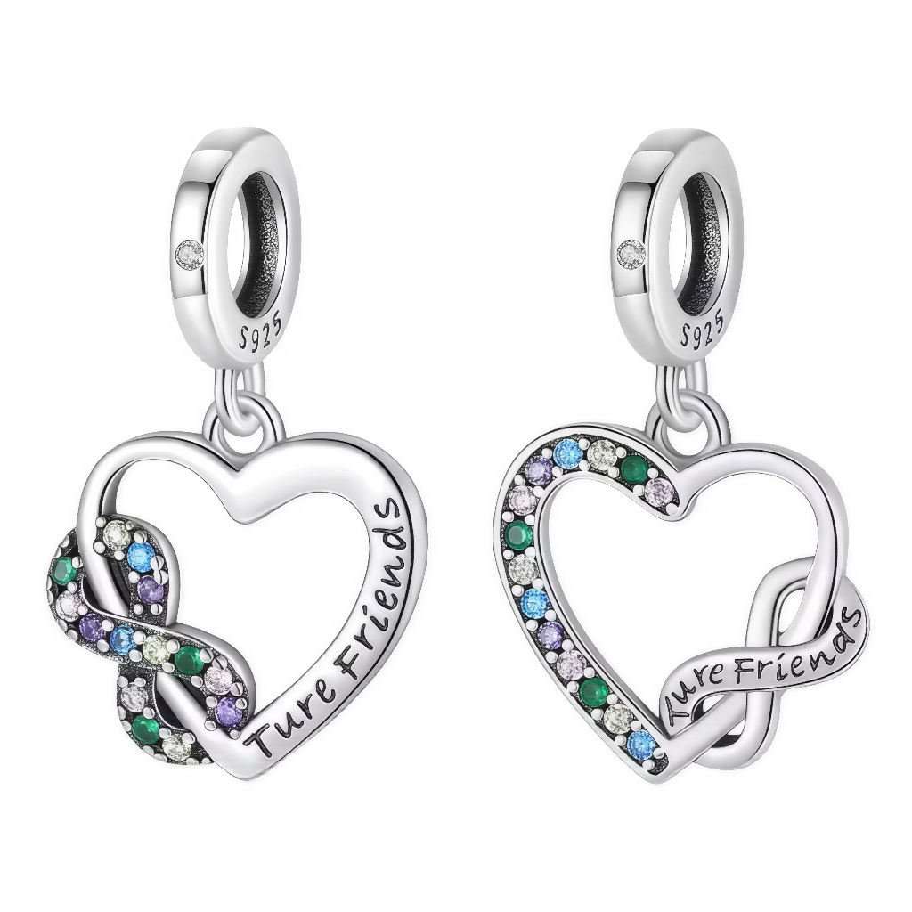 Ce lot exprime le lien unique entre deux amis proches. Chaque pendentif adopte la forme d’un cœur creux bordé de cristaux multicolores (bleus, violets, verts et blancs) et s’illustre avec un signe infini entrelacé, symbole d’éternité. Les gravures « True Friends » soulignent le message. Idéal à offrir ou à partager, chaque ami conserve un charm pour renforcer leur complicité, sur bracelet ou collier.

