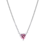 Ce collier délicat en argent 925 est orné d’un cœur vibrant, disponible en rouge pour la passion ou en rose pour la tendresse. Un bijou à la fois simple et expressif, parfait pour symboliser l’amour sous toutes ses formes. À porter près du cœur, seul ou associé à d’autres colliers pour un look personnalisé.
Caractéristiques :
– Matière : Argent 925
– Couleurs disponibles : Rouge ou rose
– Design : Cœur lisse suspendu à une chaîne argentée
– Dimensions : Taille élégante et discrète pour un porté quotidien