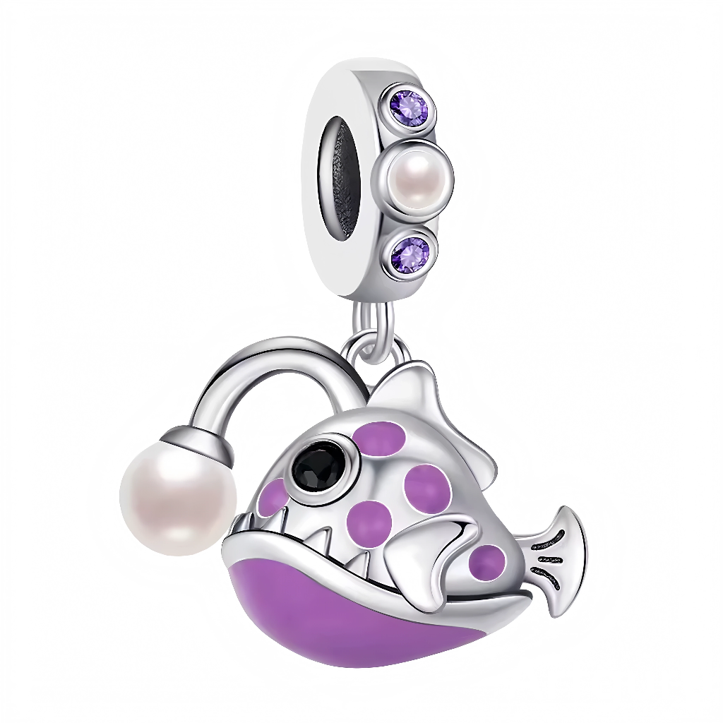 Charm Pendentif - Poisson Abyssal et Lumière Mystique