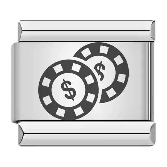 Ce charm italien argenté représente deux jetons de casino, symboles de jeu et de chance. Fabriqué en acier inoxydable de haute qualité avec une finition argentée élégante, il allie durabilité et style. Il se fixe aisément à nos bracelets composés de 17 maillons de charms, qui s’étendent et se contractent pour s’adapter parfaitement à la taille de votre poignet. Tous nos charms italiens sont compatibles entre eux, vous permettant de personnaliser votre bijou en ajoutant ou retirant des liens selon vos envies