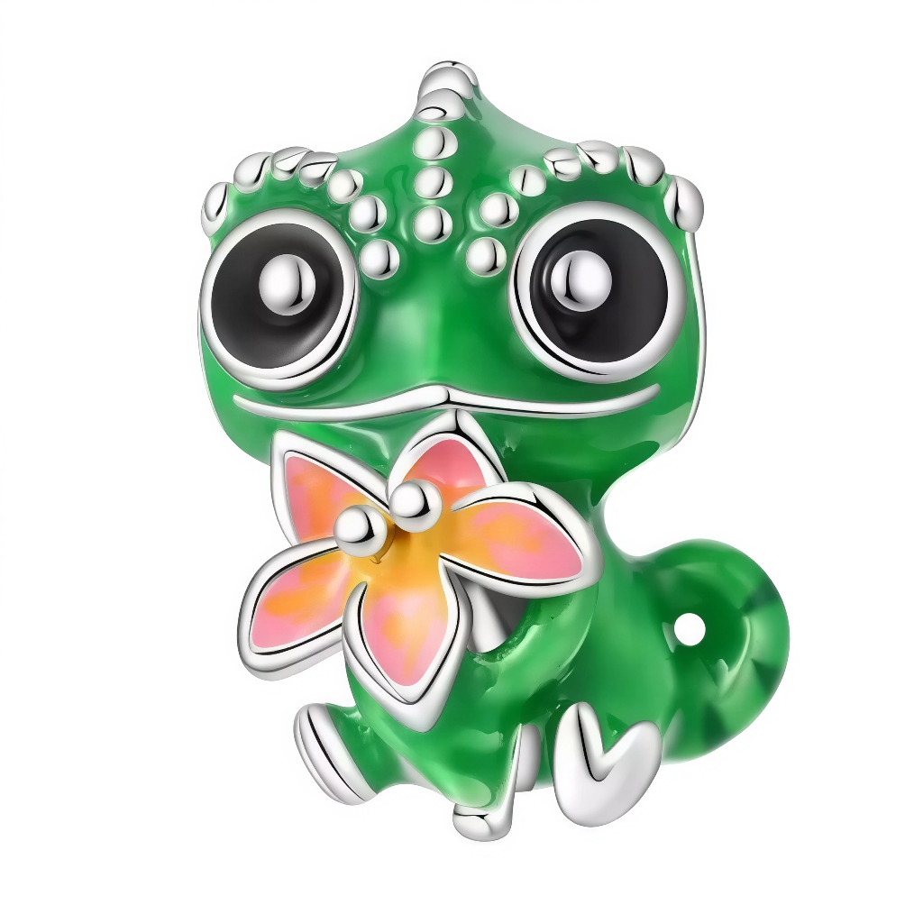 Revivez la magie de&nbsp;Raiponce&nbsp;avec ce charm charmant représentant&nbsp;Pascal, le caméléon protecteur de Raiponce, niché près d’une fleur éclatante. Symbole de fidélité joyeuse et de couleurs changeantes, il capture les expressions vivantes de Pascal avec des détails irisés et une fleur délicate rappelant le pouvoir guérisseur. Réalisé en argent 925 avec émaux multicolores et finitions brillantes, ce petit gardien ajoute une touche enchantée à votre collection.

Caractéristiques :

-Matière : Argen