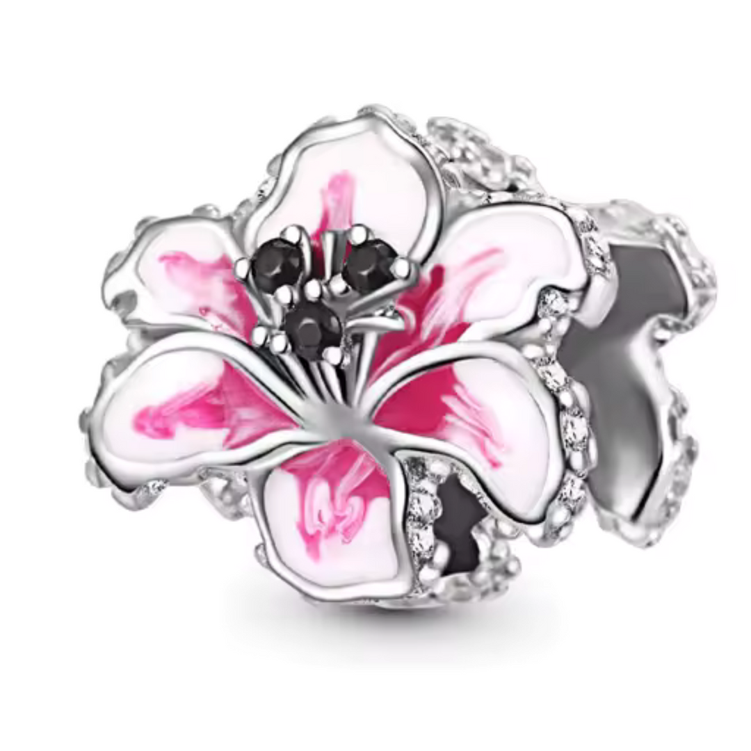 Charm Fleur de Lys – Élégance et Noblesse