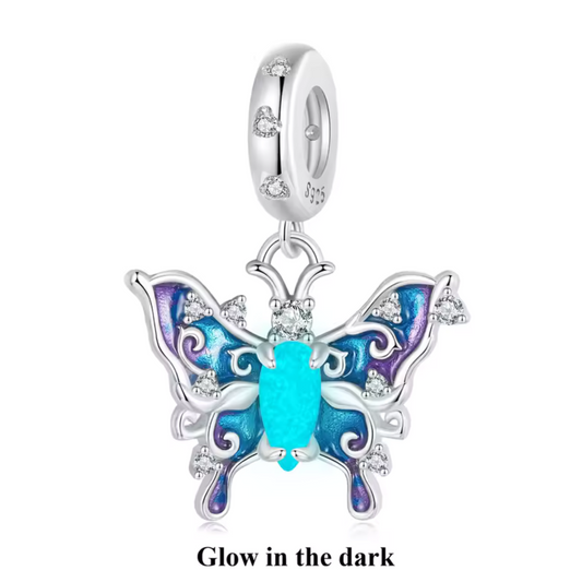 Charm pendentif papillon majestueux - "Glow in the Dark"