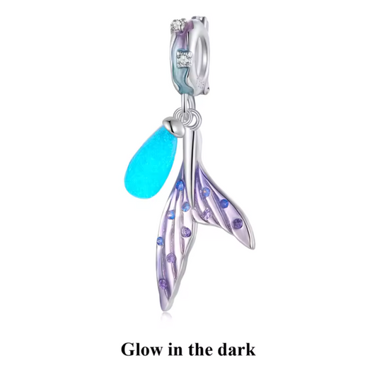 Charm pendentif queue de poisson - "Glow in the Dark"