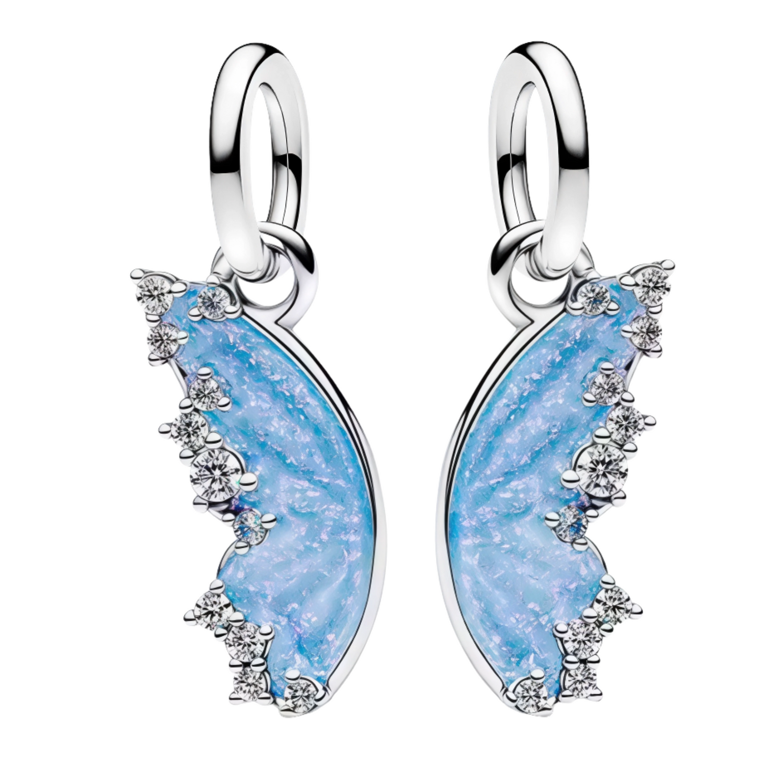 Partagez un symbole unique de lien et de liberté avec ce lot de deux charms en Argent 925, représentant chacun une demi-aile de papillon bleu. Conçus pour être portés ensemble ou séparément, ces pendentifs sont parfaits pour célébrer une amitié, un amour ou un lien familial précieux.

Caractéristiques
– Matière : Argent 925 (S925).
– Design : Deux demi-ailes de papillon bleu à partager.
– Coloris : Argenté brillant avec émail bleu éclatant.
– Style : Symbolique, raffiné et poétique.