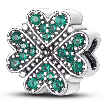 Charm Trèfle – Symbole de Chance et de Prospérité - Charms Élégance